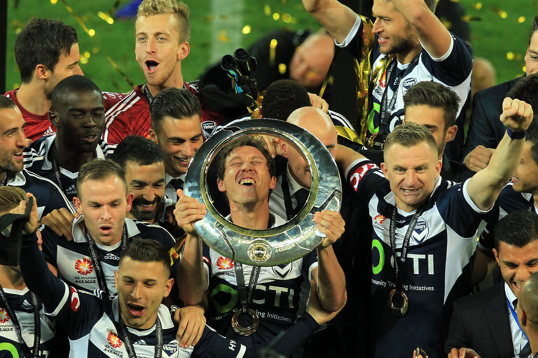 Milligan wins the A-League Championship with Victory in 2014/15